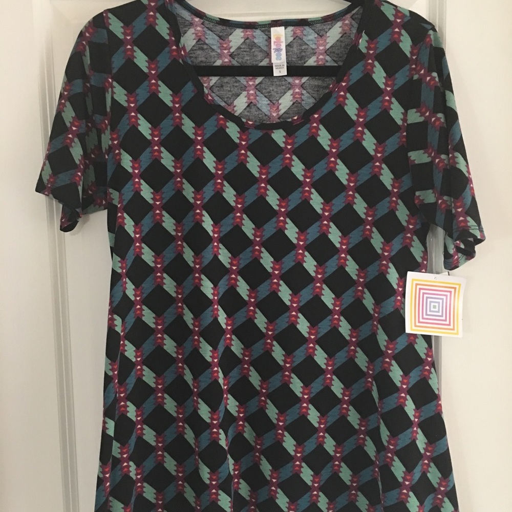 Small Perfect T NWT!